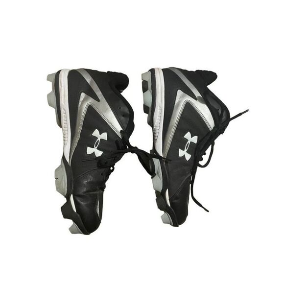 NWOT Under Armour Football Cleats 10.5 - Picture 1 of 5
